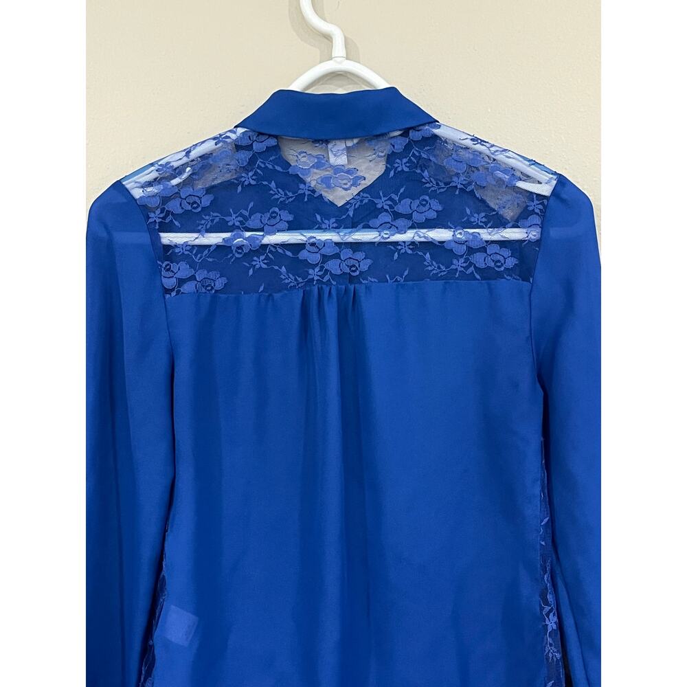 Candie’s Sheer Lace Blouse Womens Medium Blue Button Up Sheer Top - Picture 7 of 13